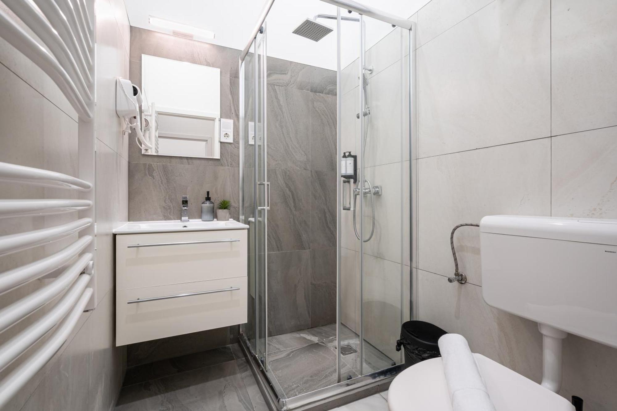 Appartement Kl31 - Urban Escape - Prime Location - Klauzal Square By Bqa à Budapest Extérieur photo